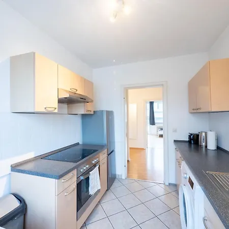 Апартаменты Monteurwohnung-fuer-6-personen-mit-wlan-kueche-tv-ahrensburg-naehe-hamburg-agge3501